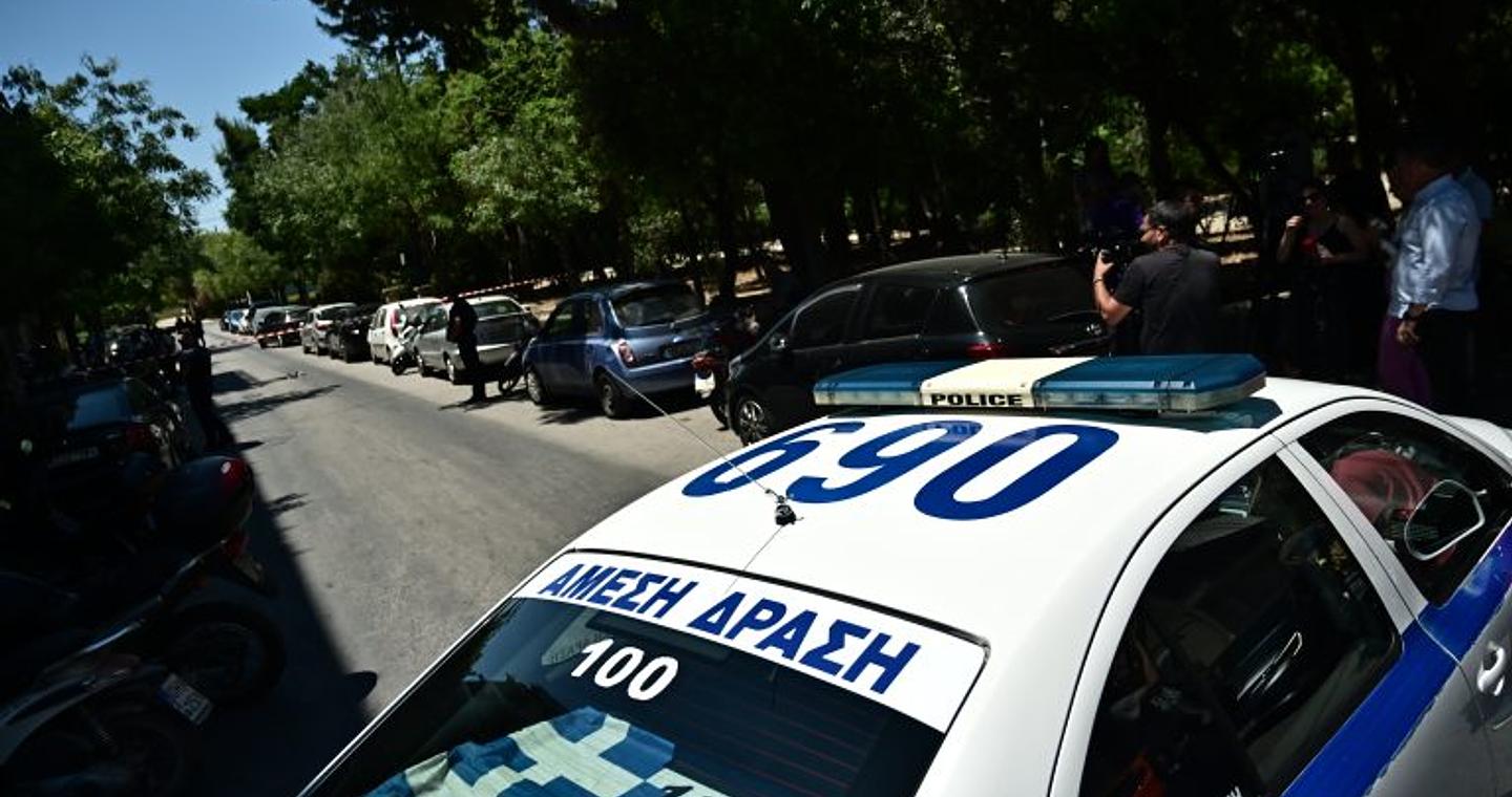 Ένοπλη επίθεση σε 38χρονο στον Άγ. Στέφανο – Ο δράστης που κρυβόταν σε θάμνους, πυροβόλησε τρεις φορές το θύμα