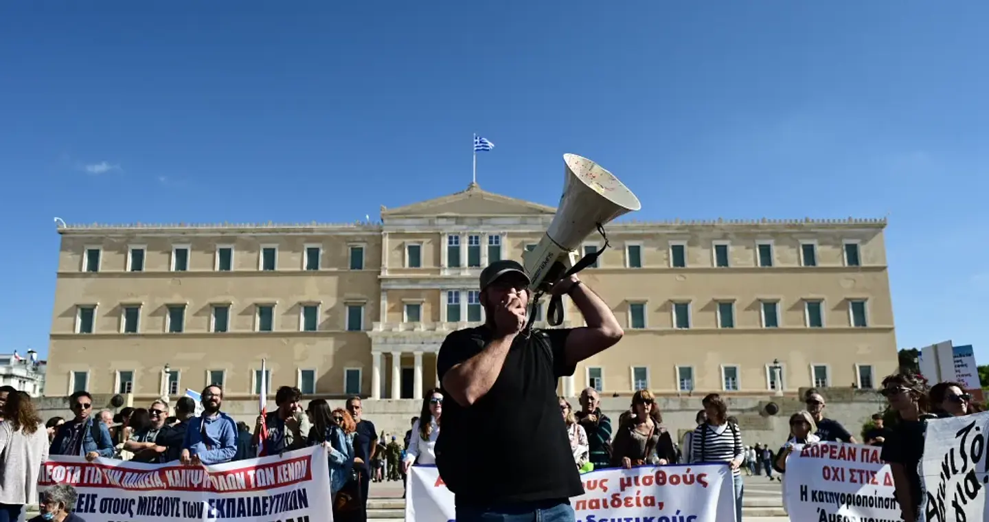 Τετάρτη: Παραλύει η χώρα ενάντια στη φρίκη του 13ωρου