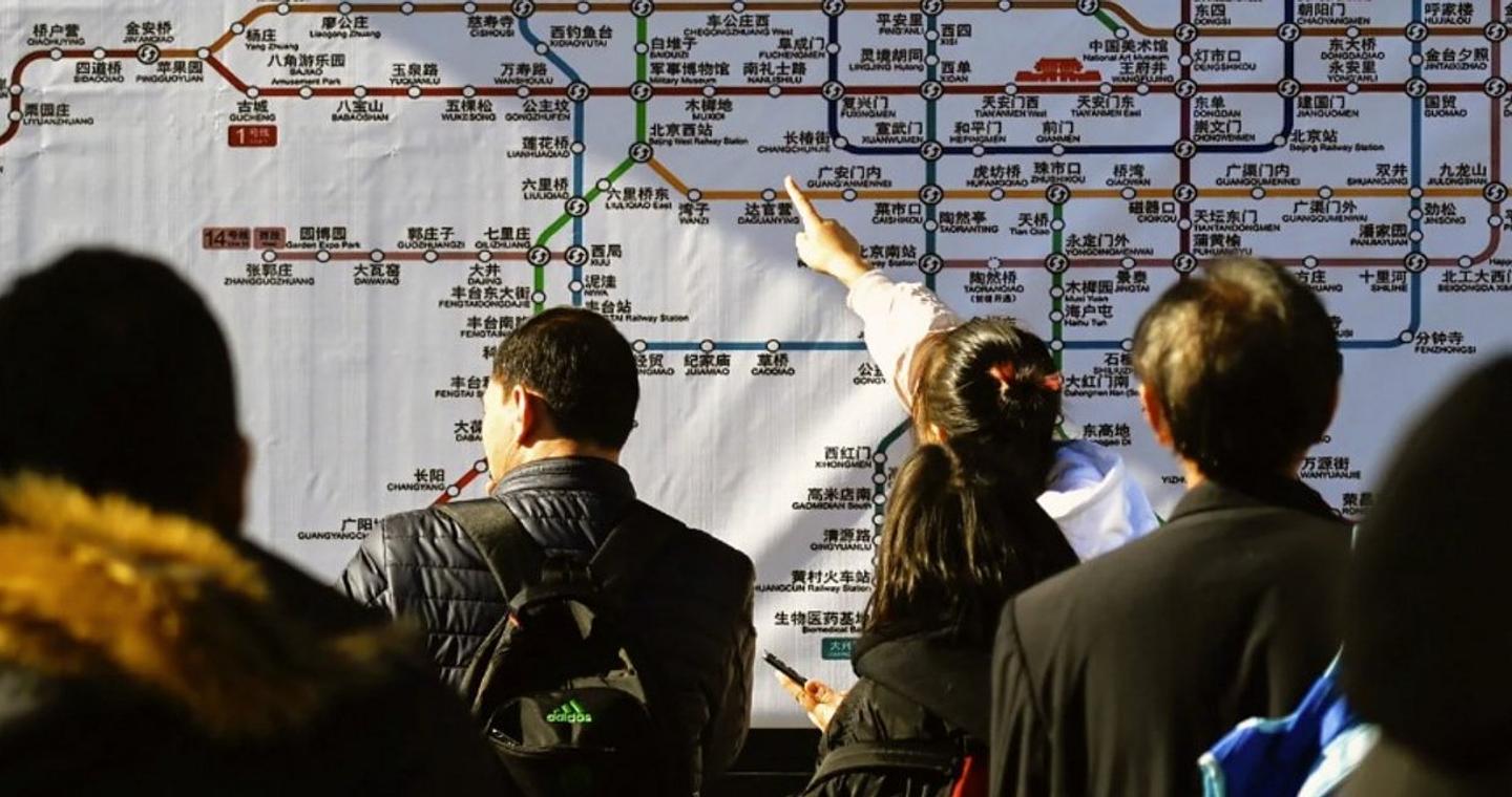 Η Apple λανσάρει το απόλυτο ταξιδιωτικό κόλπο -Τέλος στη γλωσσική «Bαβέλ», πώς αλλάζει τον τουρισμό