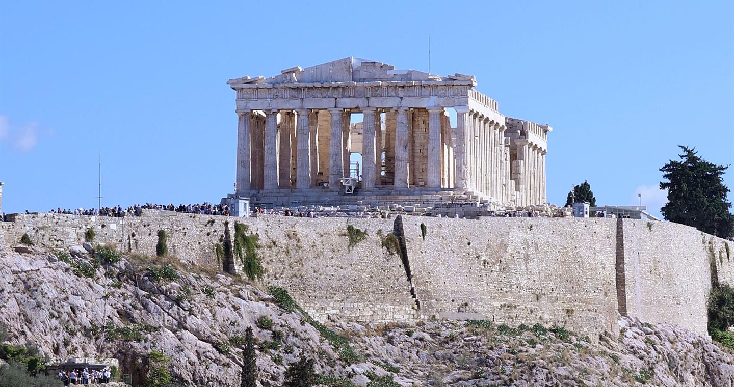 Ο Παρθενώνας «ελεύθερος» από σκαλωσιές – «Μοιάζει σαν να καθάρισε ο ουρανός»