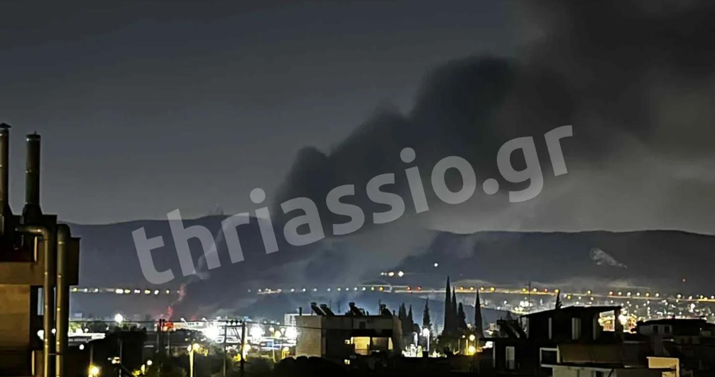 Φωτιά στον Ασπρόπυργο – Αναφορές για εκρήξεις