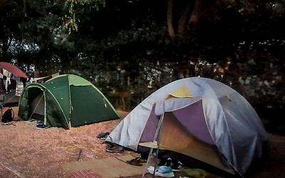 Φοινικούντα: Θρίλερ με τη διπλή δολοφονία στο κάμπινγκ – Ανατροπή με τη διαθήκη;