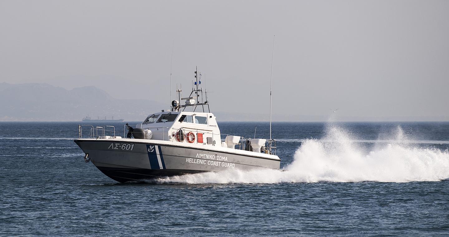 Χαλκιδική: Ταχύπλοο προσέκρουσε σε νοικιασμένο σκάφος – Τραυματίστηκε μια 22χρονη, μία σύλληψη