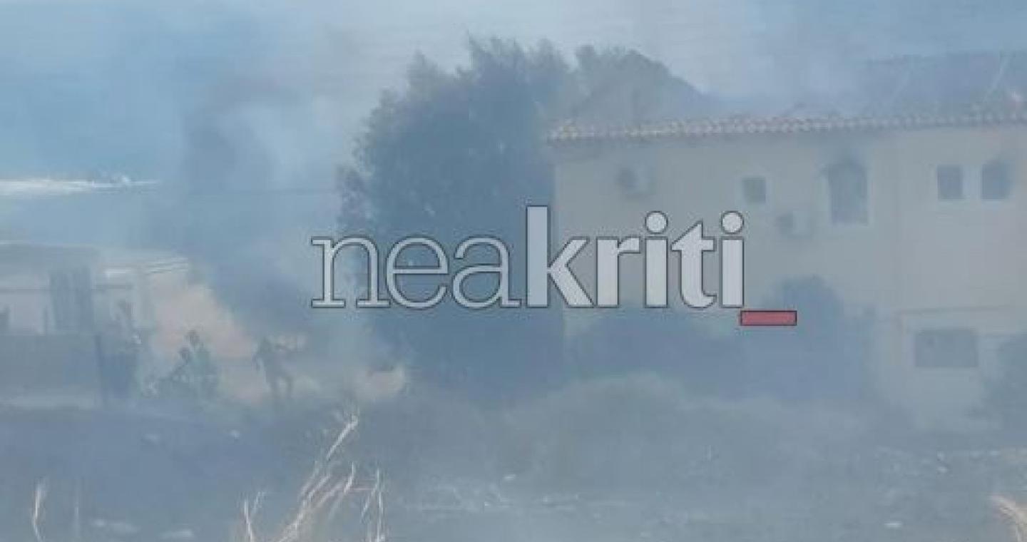 «Λαμπάδιασαν» ταβέρνα και ενοικιαζόμενα στο Ηράκλειο Κρήτης - Μεγάλη επιχείρηση της πυροσβεστικής (βίντεο)