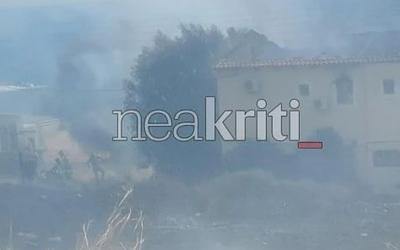 Κρήτη: Ταβέρνα και ενοικιαζόμενα έγιναν στάχτη – Μάχη με τις φλόγες!
