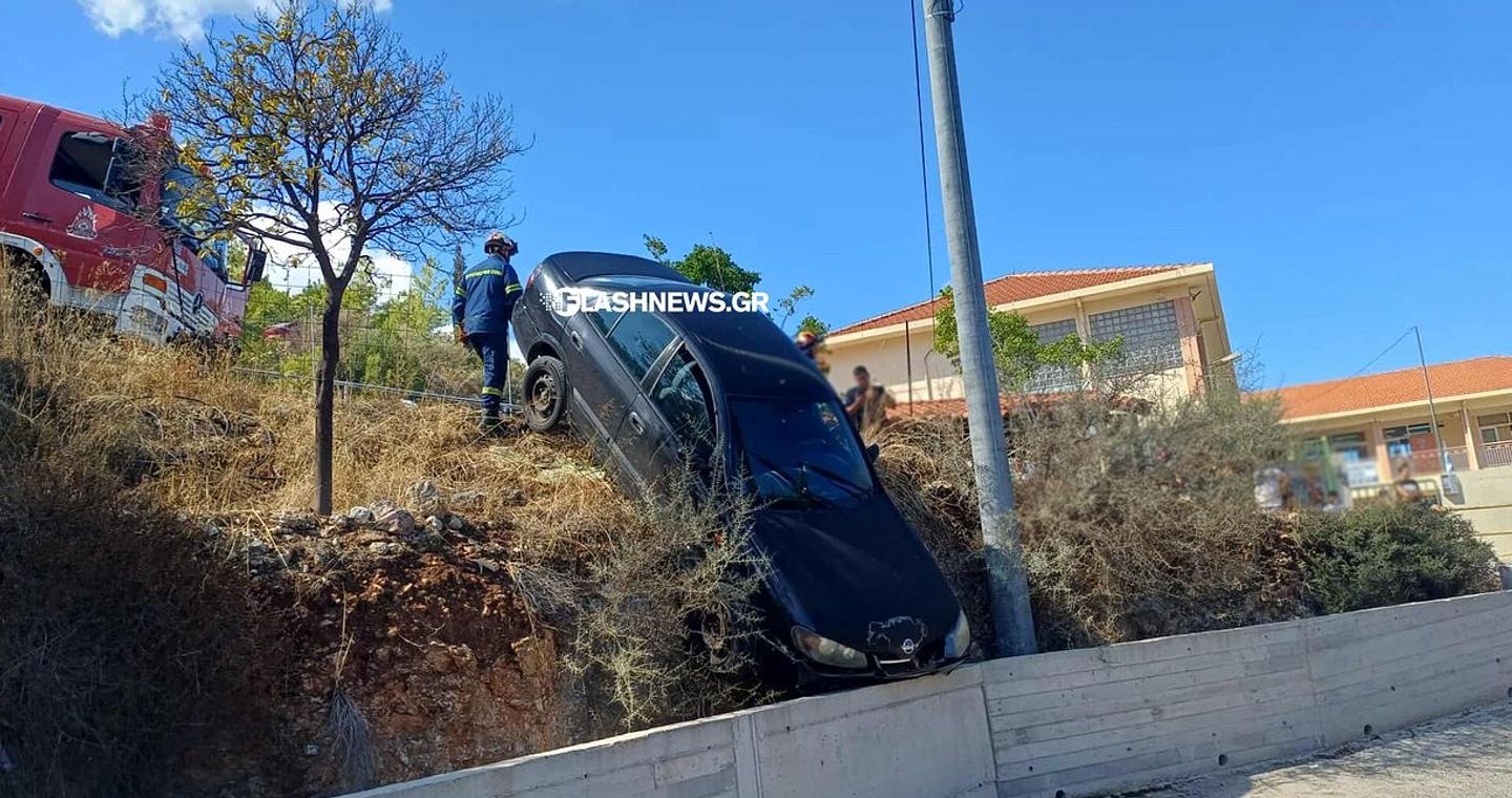 Χανιά: Αυτοκίνητο που οδηγούσε ηλικιωμένη έπεσε από ύψωμα [εικόνες-βίντεο]