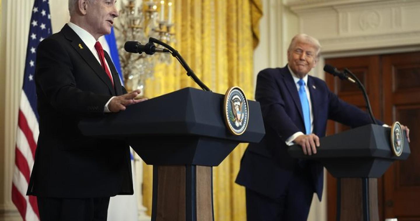 Ο Τραμπ στρίμωξε τον Νετανιάχου, αλλά ίσως και να τον έχει σώσει