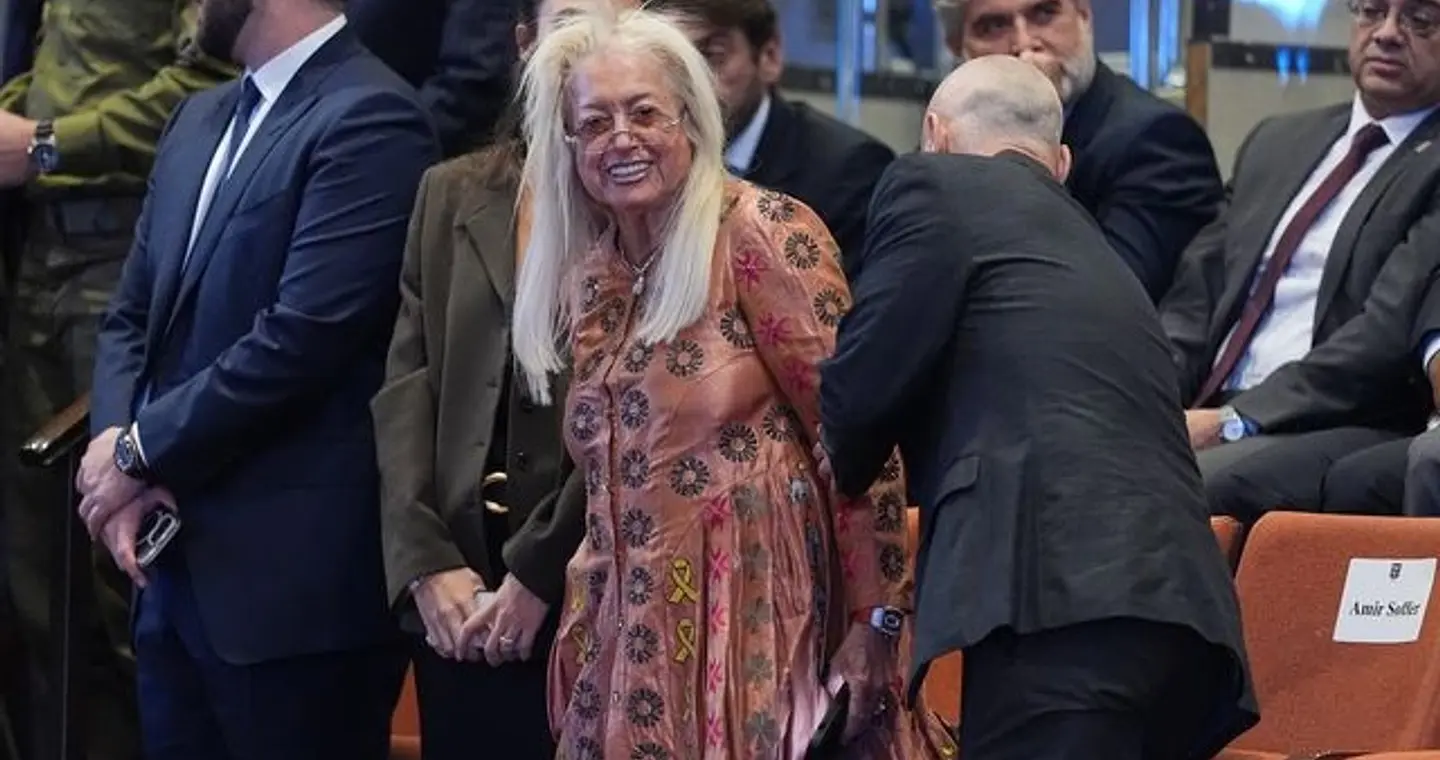 Μίριαμ Άντελσον: Ποια είναι η γυναίκα που χαιρέτησε ο Τραμπ στην Κνεσέτ