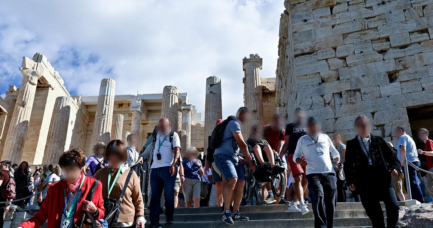 Η ανακοίνωση του υπουργείου Πολιτισμού για τον ανελκυστήρα στην Ακρόπολη