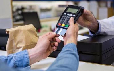 Φορολογικές παγίδες: Τι θα πληρώσετε έξτρα αν δεν έχετε ηλεκτρονικές αποδείξεις