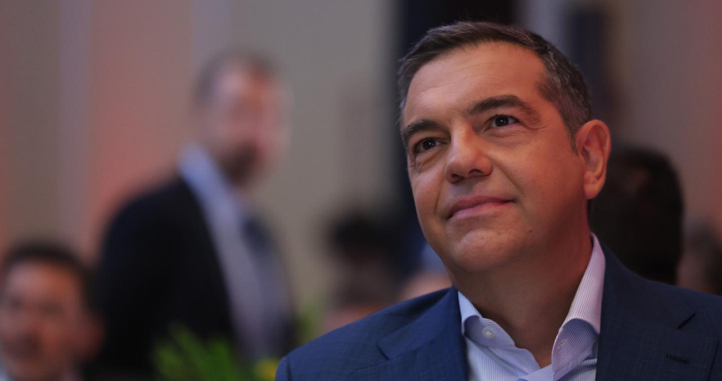 Τσίπρας στην Εφ.Συν: Η σχέση μου με τον ΣΥΡΙΖΑ έχει κλείσει - Πρέπει να υπάρξει μια «εισβολή» νέων ηθών και προσώπων στην πολιτική»