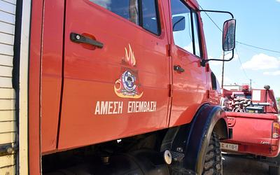 Συναγερμός στον Ασπρόπυργο: Μεγάλη φωτιά σε επιχείρηση από τα ξημερώματα