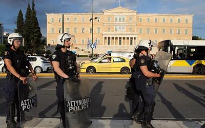 Απαγόρευση συγκέντρωσης στο Σύνταγμα: Έκτακτα μέτρα της αστυνομίας