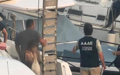 Έλεγχοι «Κρουαζιέρα θα σε πάω» στη Σαντορίνη: Παραβάσεις σε ημερόπλοια