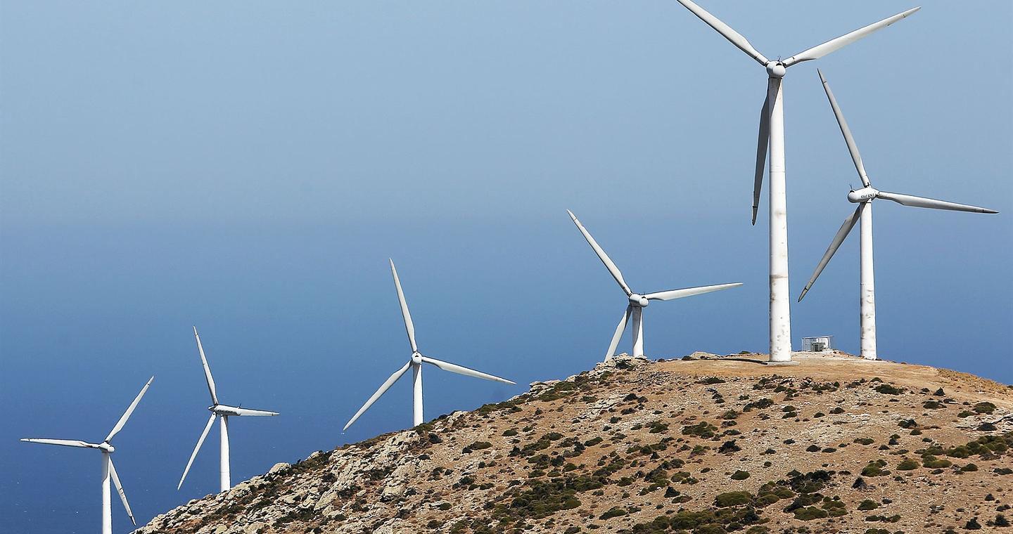 Γιατί το φθηνό ρεύμα δεν φθάνει στους καταναλωτές