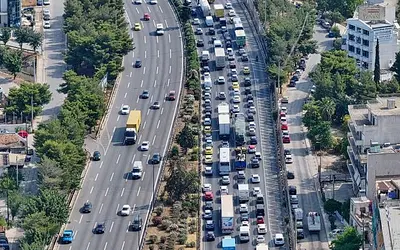 Αττική: Κυκλοφοριακό έμφραγμα στους δρόμους - Πού εντοπίζονται τα σοβαρότερα προβλήματα;