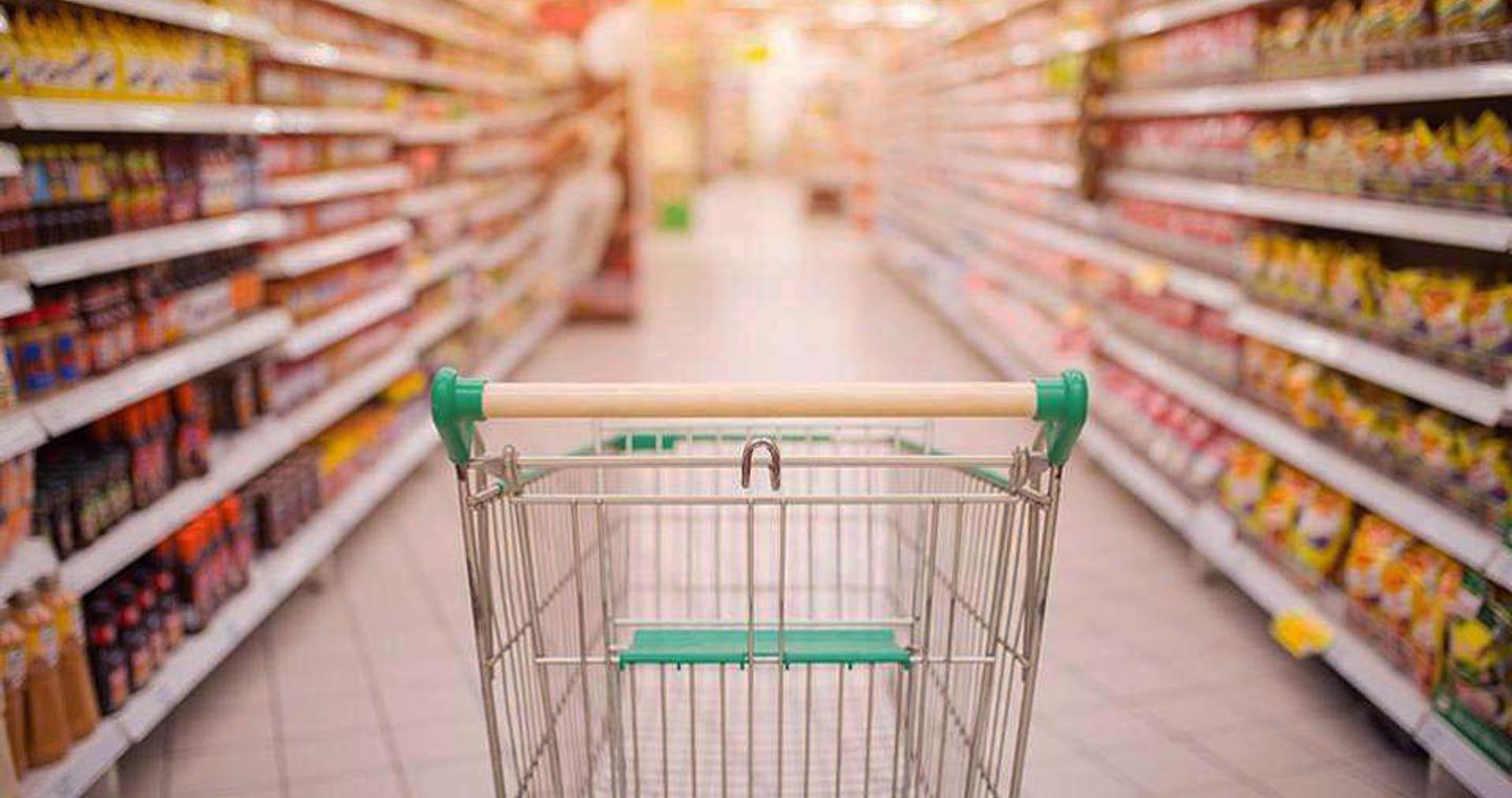 Σούπερ μάρκετ: Μειώσεις 8% σε πάνω από 2.000 κωδικούς – Αναλυτικά η λίστα