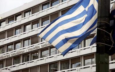 Το ΔΝΤ προειδοποιεί: Η Ελλάδα σε επικίνδυνο σταυροδρόμι