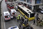 Τραγωδία στην Κωνσταντινούπολη: Λεωφορείο εκτροχιάστηκε, ένας νεκρός, φρικτές εικόνες