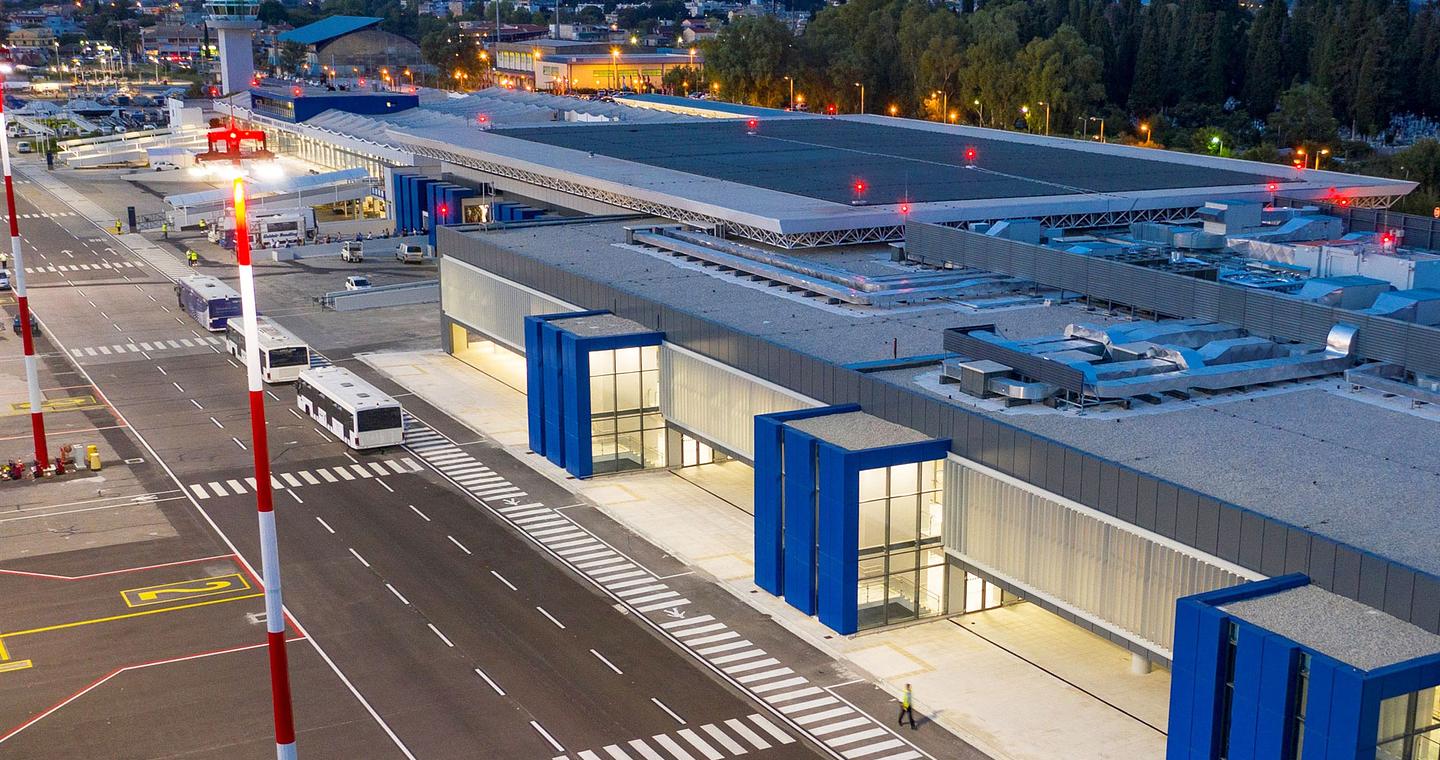 Ανοδικά τα αεροδρόμια της Fraport με εξαίρεση Μύκονο και Σαντορίνη