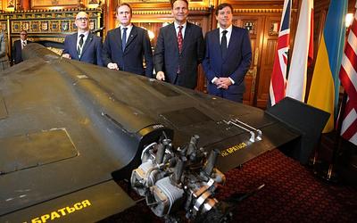 Συναγερμός στην Ευρώπη: Υπουργός έφερε drone Shahed στο βρετανικό κοινοβούλιο!