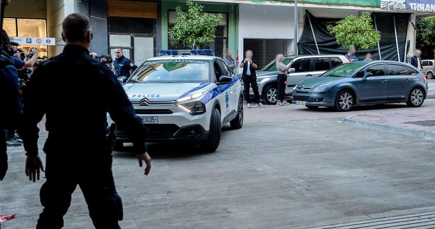 Διπλή δολοφονία στη Φοινικούντα: Νέα στοιχεία στο μικροσκόπιο των αρχών – Κατέθεσε ο επιχειρηματίας από την Αθήνα, σήμερα καταθέτουν οι δύο κατηγορούμενοι
