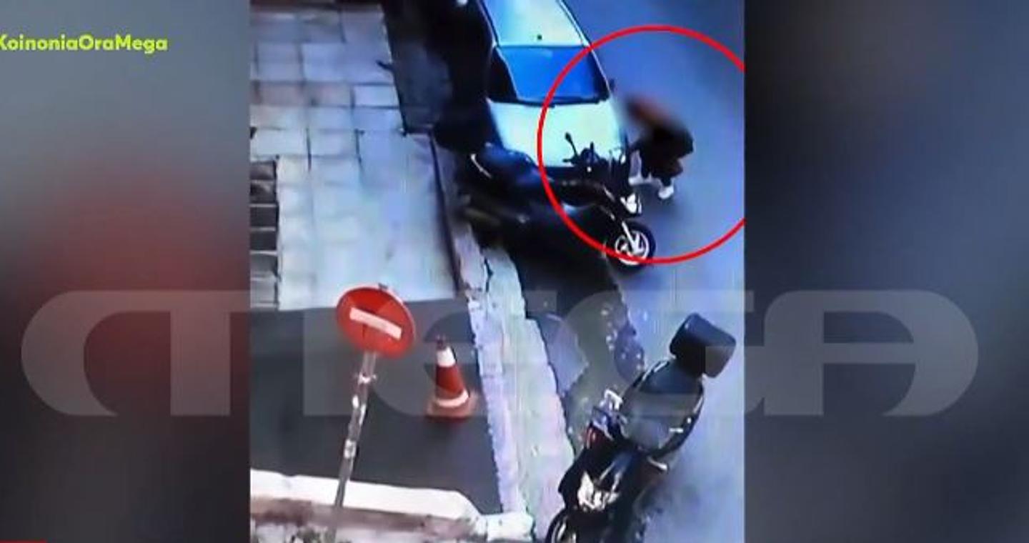 Παγκράτι: Αναζητείται γυναίκα που σκάει λάστιχα αυτοκινήτων