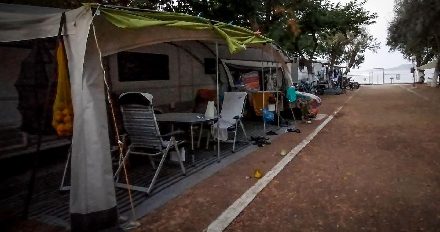 Διπλό φονικό στη Φοινικούντα: Προσωρινά κρατούμενοι οι δύο 22χρονοι κατηγορούμενοι - Τι είπαν στις απολογίες τους