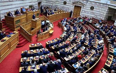 Αντιπολίτευση: Ενστάσεις για την τροπολογία προστασίας του Αγνώστου Στρατιώτη