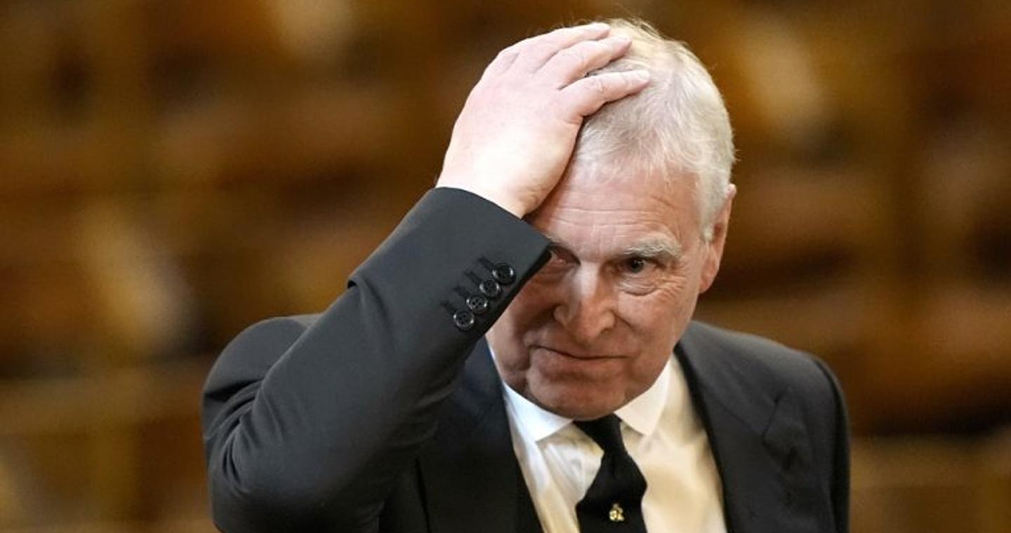 Πρίγκιπας Άντριου: Δεκαετίες σκανδάλων και ανάρμοστων συμπεριφορών – Οι «σταθμοί» που έφεραν τη βασιλική οικογένεια στα όριά της