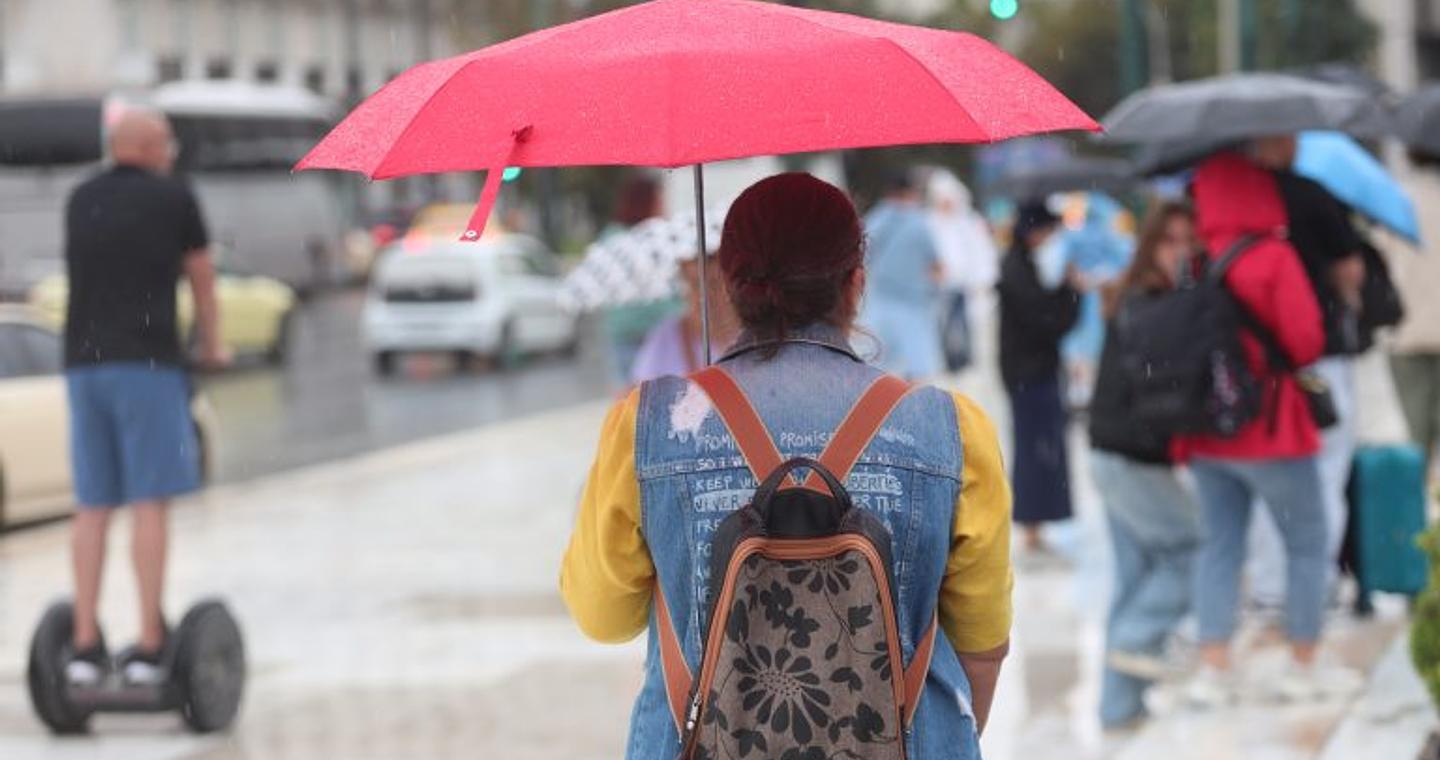Καιρός: Νέο κύμα κακοκαιρίας την Κυριακή με ισχυρές καταιγίδες
