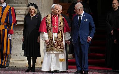 Κάρολος και Καμίλα στο Βατικανό: Ιστορική συνάντηση μετά από 500 χρόνια!
