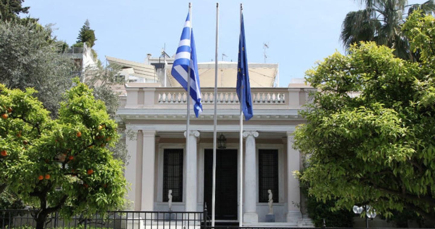 Κυβερνητικά στελέχη για Άγνωστο Στρατιώτη: Μέσα σε λίγες ώρες ο κ. Δούκας αναίρεσε τον εαυτό του