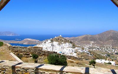 Η Ίος μαγνητίζει Ελβετία, Αυστρία: O «προορισμός των αντιθέσεων» στο προσκήνιο!