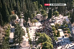 Συγκίνηση στην κηδεία του Διονύση Σαββόπουλου: "Οι χοροί του θα κρατήσουν"