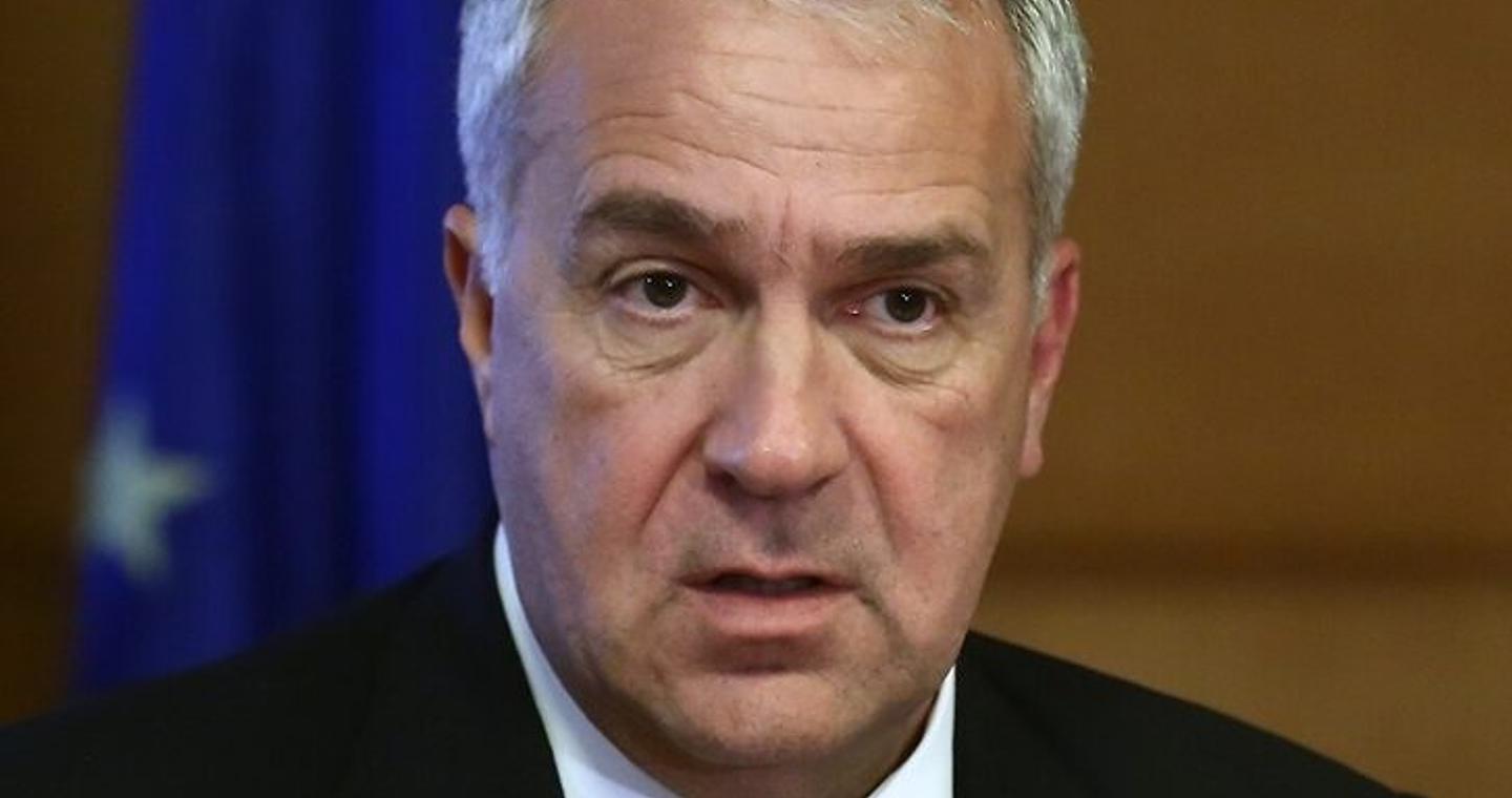Κρήτη: Επίθεση κατά του Μάκη Βορίδη και της οικογένειάς του από κουκουλοφόρους