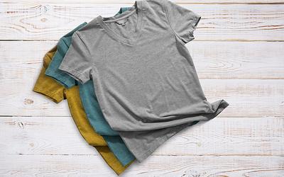 Καλοκαιρινά T-shirts: Οι κορυφαίες επιλογές για άνδρες και γυναίκες!