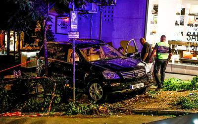 Κολωνάκι: Φωτογράφος διεκδικεί 1 εκατ. ευρώ μετά το σοκαριστικό ατύχημα!