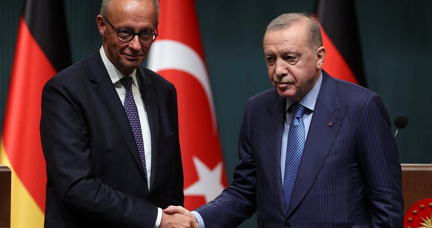 Ερντογάν σε Μερτς: Τουρκία και Γερμανία να επικεντρωθούν σε κοινά αμυντικά προγράμματα