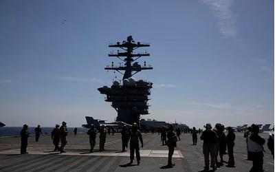 Πολεμικό Ναυτικό ΗΠΑ: Δύο αεροσκάφη κατέπεσαν στη Νότια Σινική Θάλασσα!