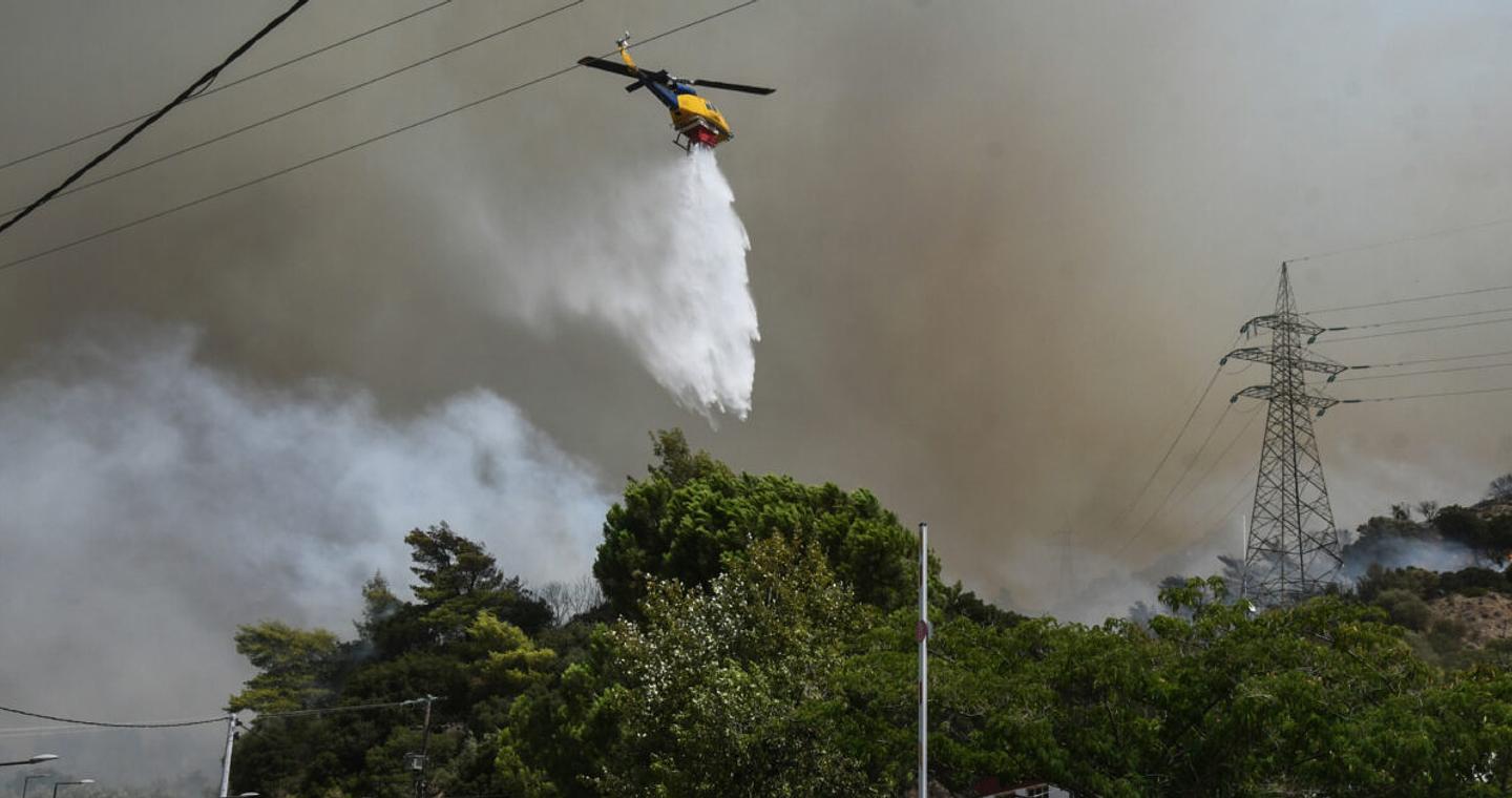 Σαρηγιάννης για φωτιά στην Πάτρα: Τρεις φορές υψηλότερες οι καρκινογόνες ενώσεις στα αιωρούμενα σωματίδια του καπνού
