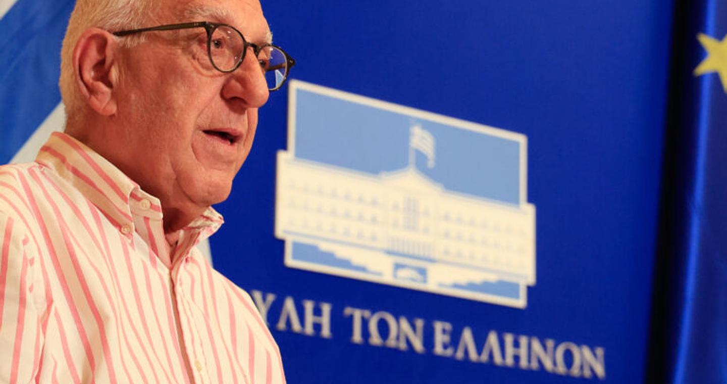 Με φωτογραφία του Γιάννη Τσαρούχη το μήνυμα του Ν. Κακλαμάνη για την 28η Οκτωβρίου – Χρόνια πολλά Ελλάδα