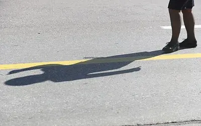 Η μικρή Αλεξία, θύμα αδέσποτης σφαίρας, συγκίνησε στην παρέλαση της 28ης Οκτωβρίου!