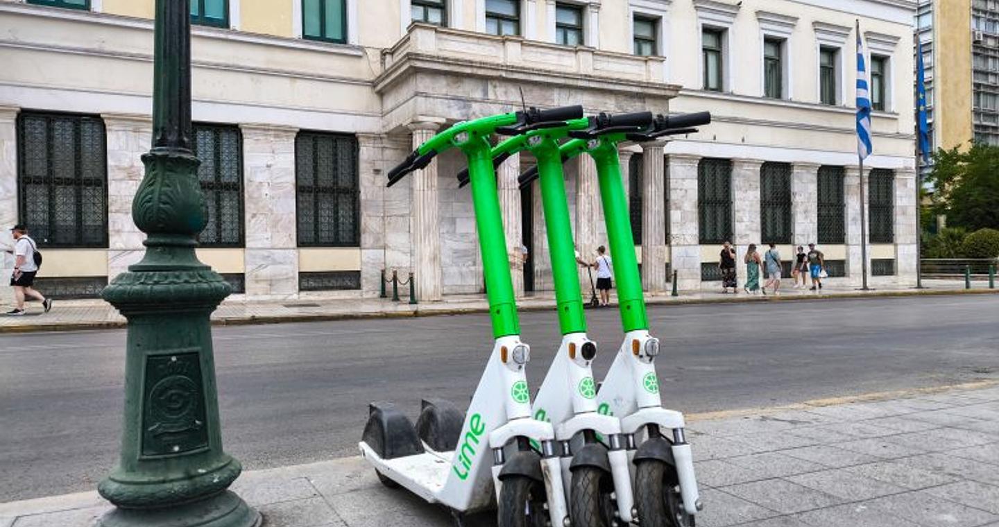 Υπουργείο Ανάπτυξης σε Χ. Δούκα για ηλεκτρικά πατίνια: Ας καταλάβει ότι είναι δήμαρχος και όχι υποψήφιος δελφίνος του ΠΑΣΟΚ