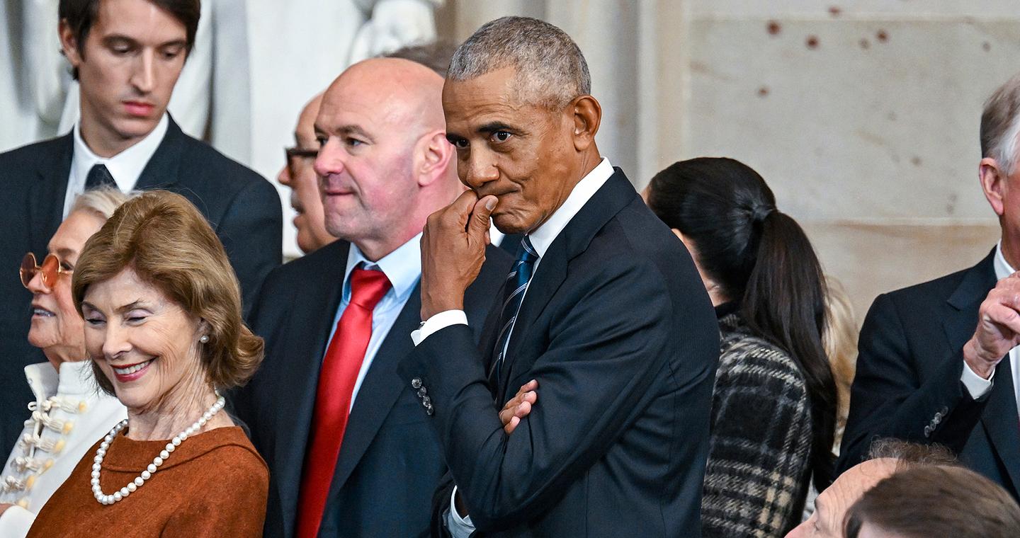 Ομπάμα κατά Τραμπ: Καθε μέρα μια νέα «φουρνιά» ανομίας και απερισκεψίας – Ζοφερή η κατάσταση στις ΗΠΑ