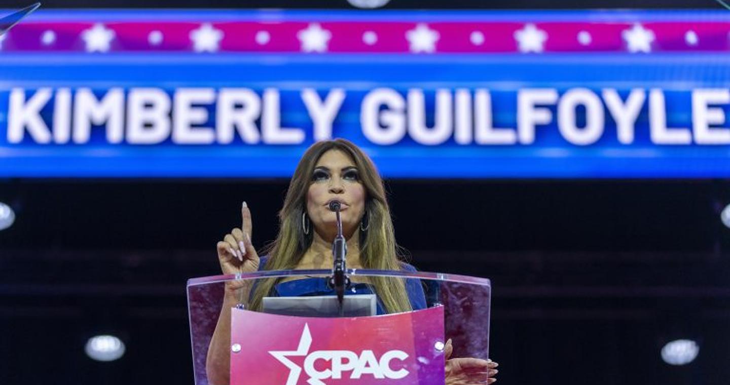 Έφτασε στην Αθήνα η Κίμπερλι Γκίλφοϊλ – Το πρόγραμμά της