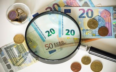 Ακρίβεια στα τρόφιμα: Γιατί ο πληθωρισμός πέφτει, αλλά το σούπερ μάρκετ "πονάει";