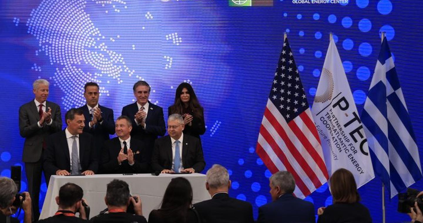 ExxonMobil, Energean και Helleniq Energy υπέγραψαν συμφωνία για υδρογονάνθρακες στο Ιόνιο – Μαρινάκης στο ΕΡΤnews: Ιστορική μέρα για την Ελλάδα