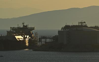 Ελλάδα & ΗΠΑ: Ιστορική συμφωνία για εισαγωγή LNG – Τι αλλάζει στην Ευρώπη;