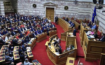 Φορολογική μεταρρύθμιση: Πώς ψήφισε η Βουλή – Τι αλλάζει